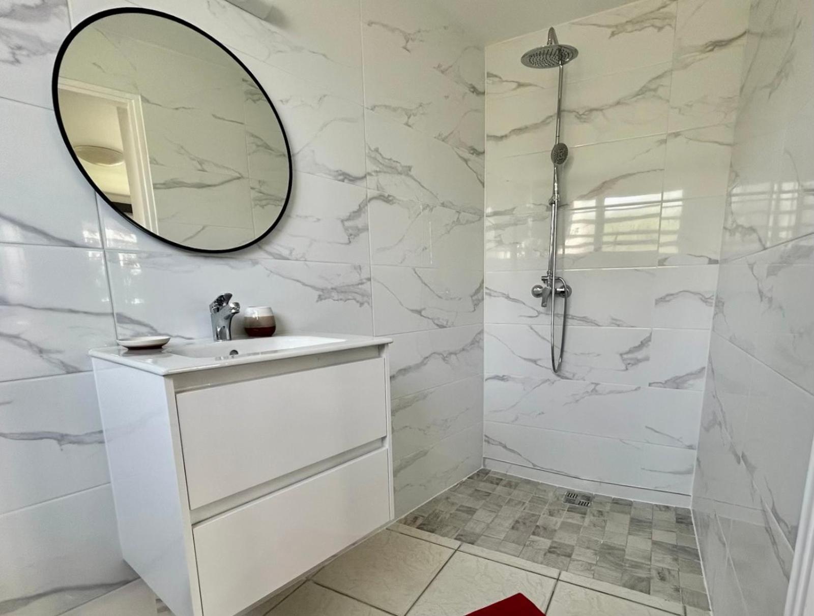 Bleu Soleil Apartment Le Morne-Vert Ngoại thất bức ảnh